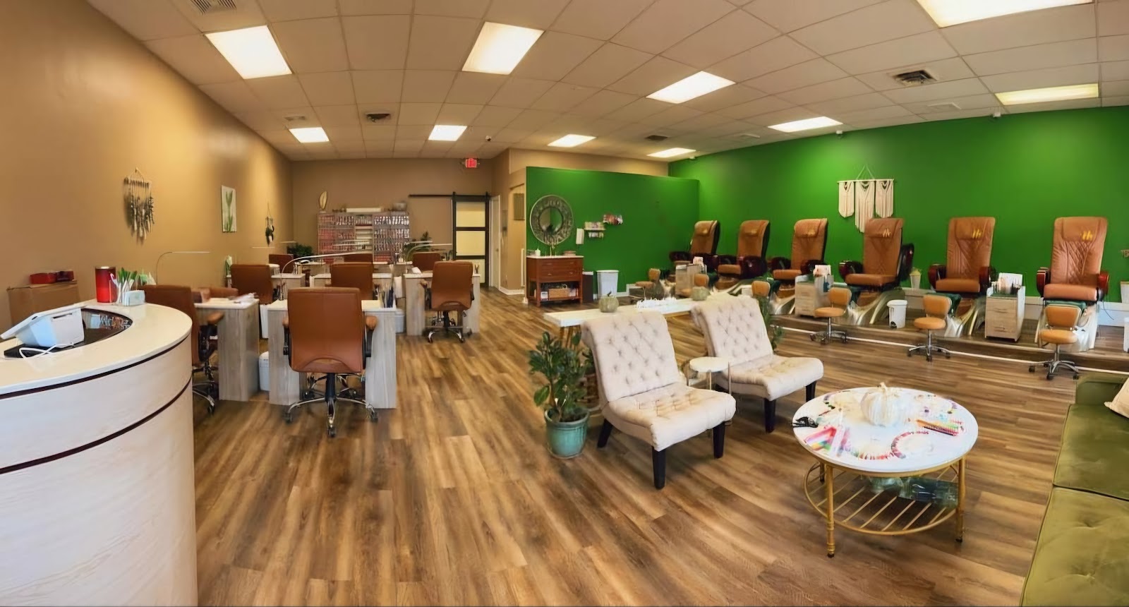LaRue Nail Studio nail photo 4